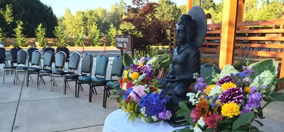 Buddha at the temple from the hero banner